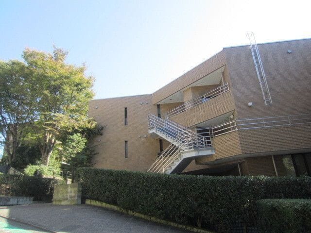 テラス岡本A棟 505