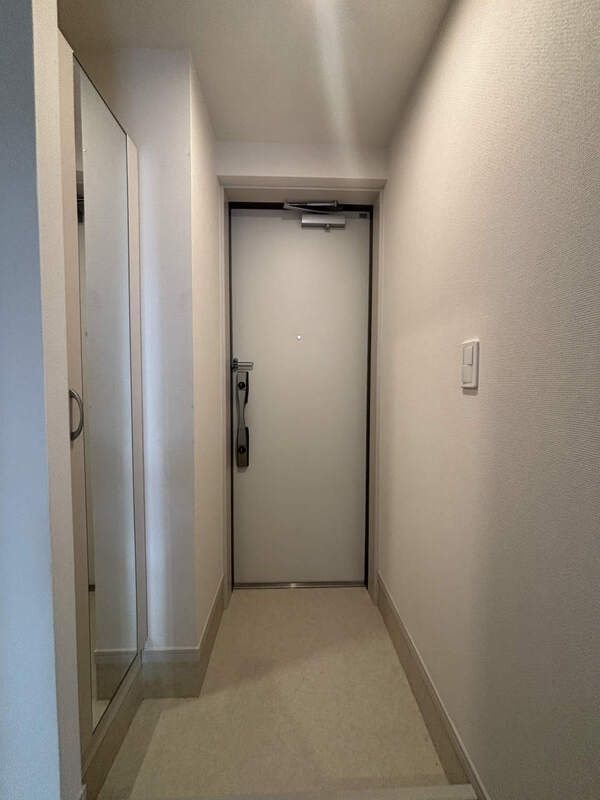 リブリ・アルブル 201