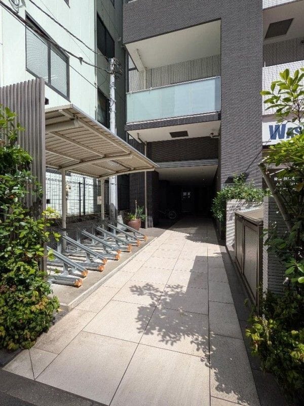 カーサアリビオ新横浜 502