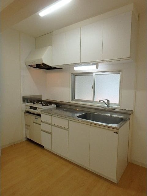 エクセル桜新町 203