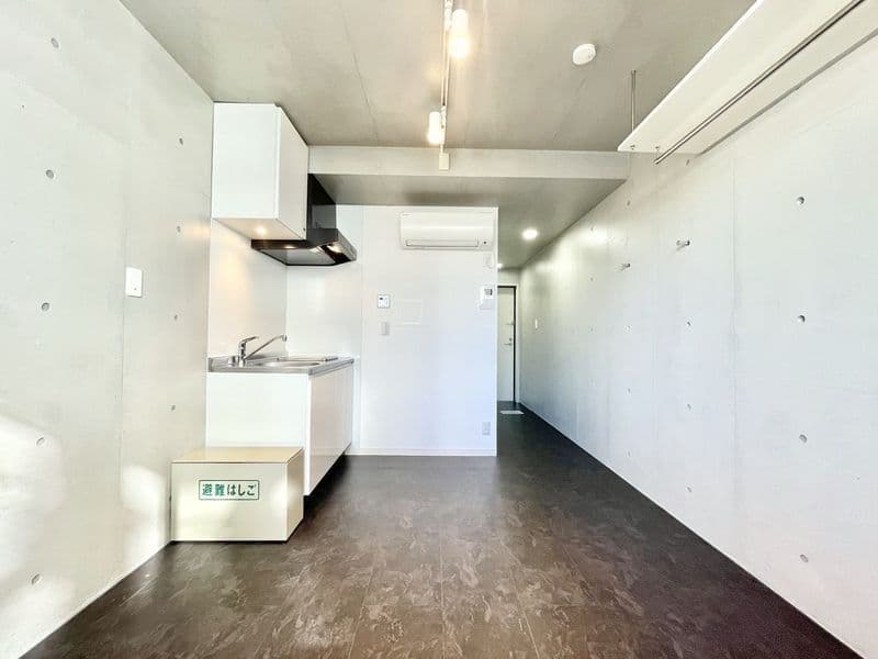 COCOFLAT三軒茶屋 301