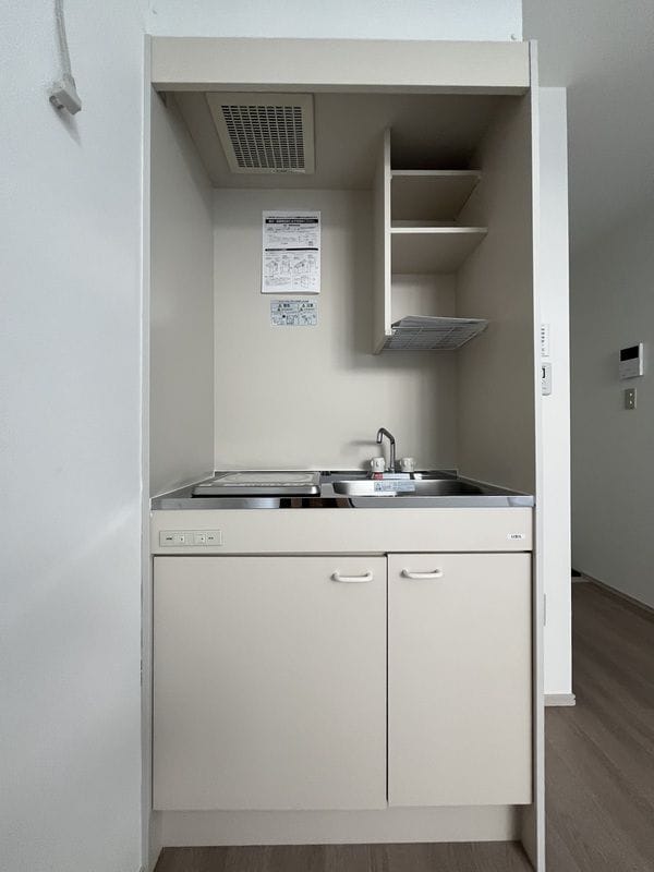 アーバン月島 102