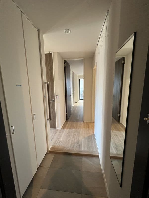 リカ・アイナ 104