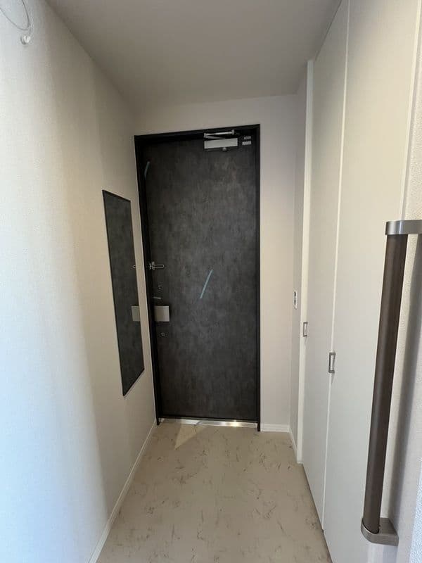 リカ・アイナ 204