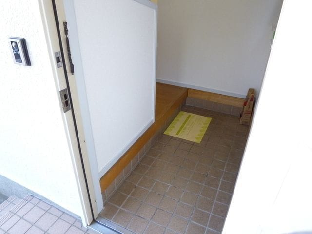 横山メゾネット A