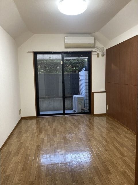 ウッドクレスト砧D棟 D103