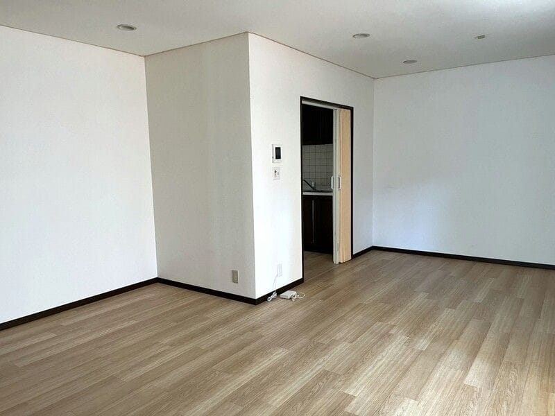 サンライズ大原 107