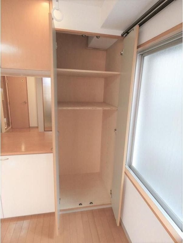 栄マンション 103
