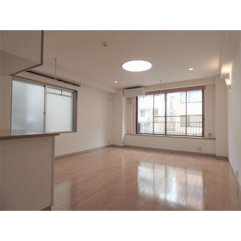 栄マンションの写真