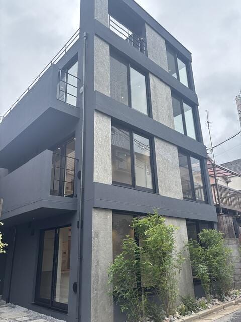 trias262 101