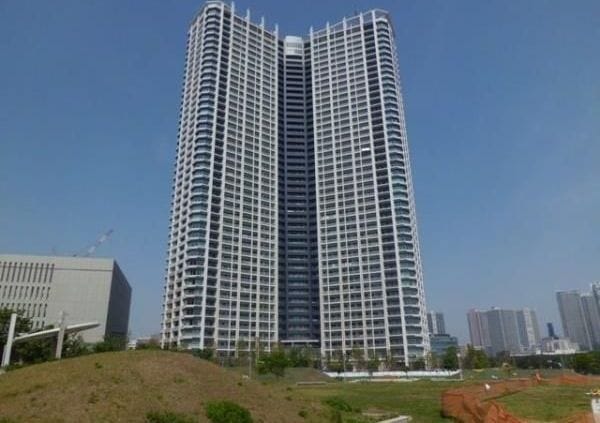 SKYZ TOWER&GARDEN 2009