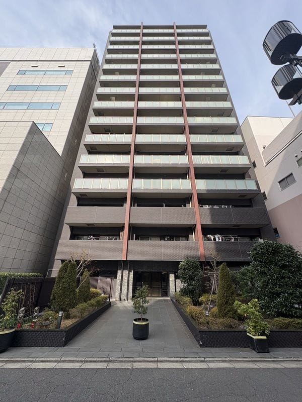 レーベンリヴァーレ浅草エヴァープライド 1104