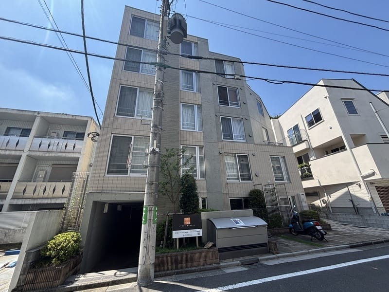 Joyous Gard 代々木 403