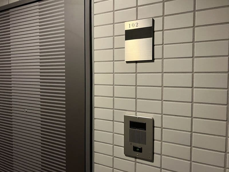 エスモア銀座イースト 102