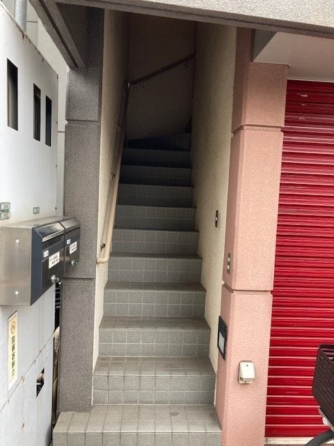 コロンビアビル 2階の写真