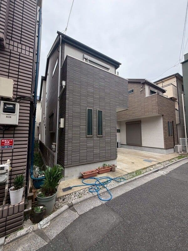 足立区関原1丁目戸建ての写真