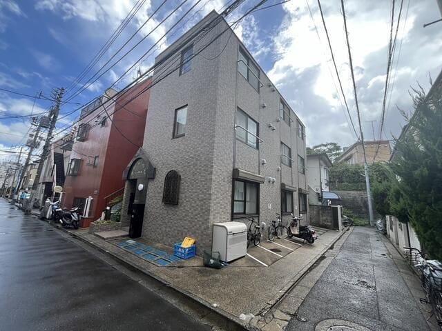 ベル駒場 201