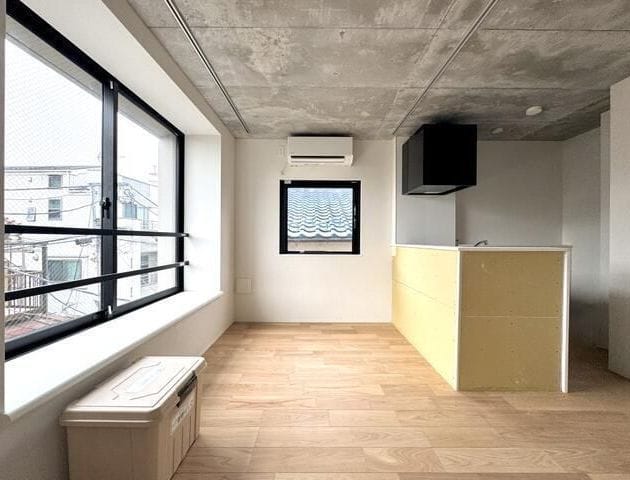 the trias itabashi 401