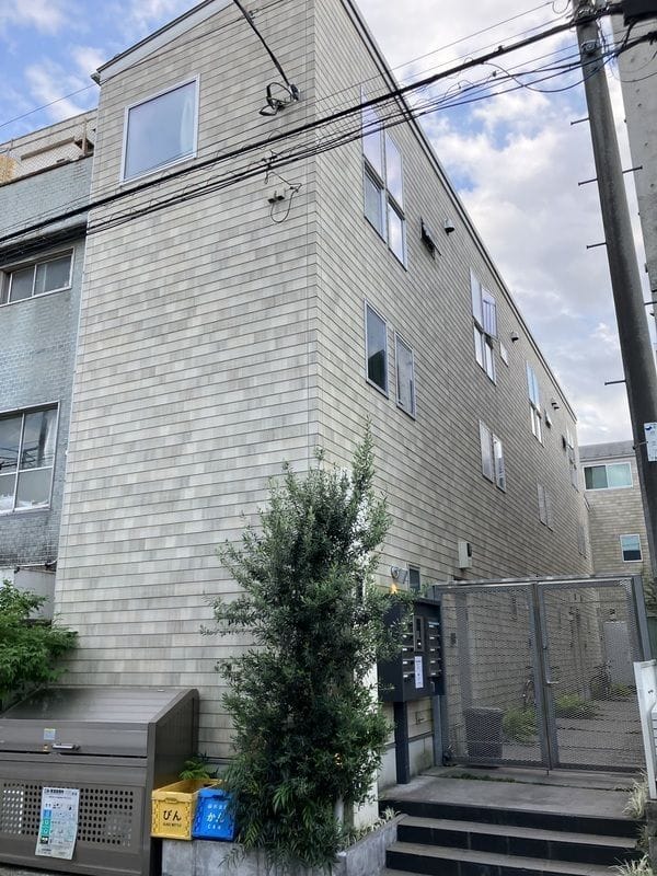 アリュイッテ西荻窪 102