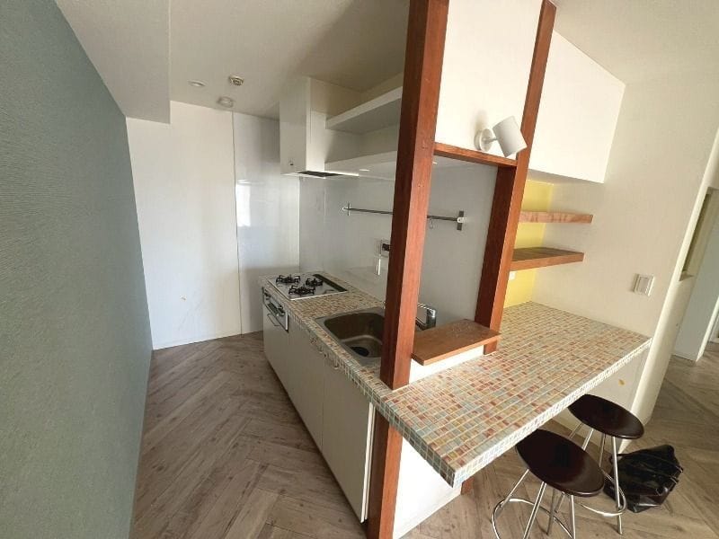 ロイヤルアネックス 704