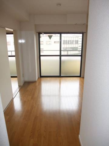 ル・カルフール 701