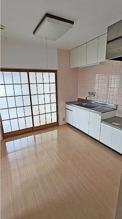 パールメゾン 303
