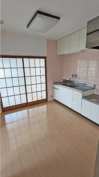 パールメゾン 303