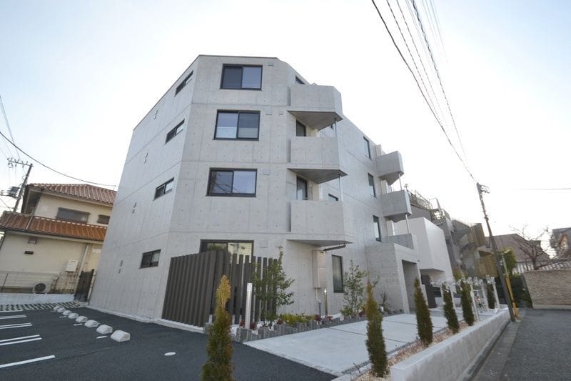 APARTMENT42818 203