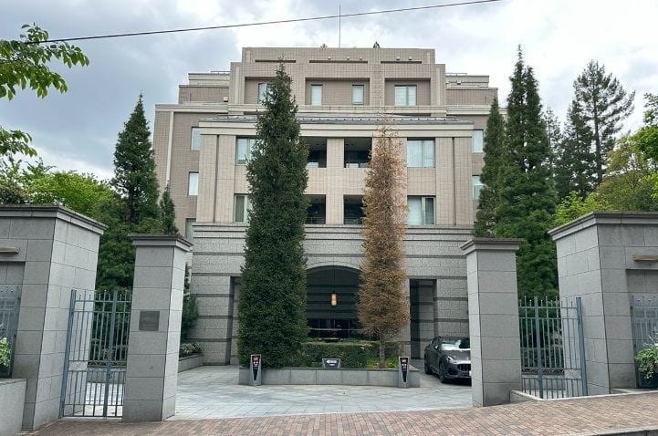 麻布霞町パークマンション 211