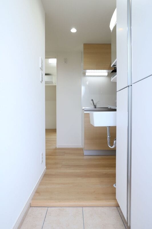 コンフィア目黒本町 302