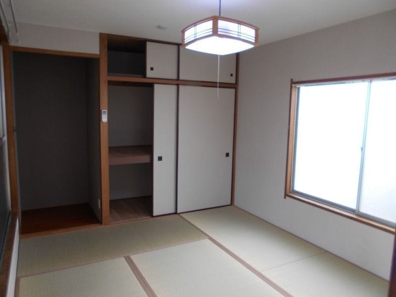 大和町貸家 1