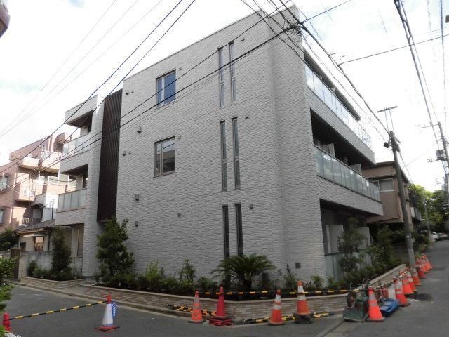 スカイパレス東中野C棟 302