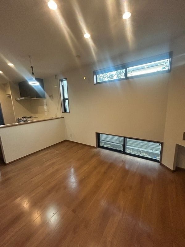 栄町戸建 21万円/なし/入力なし