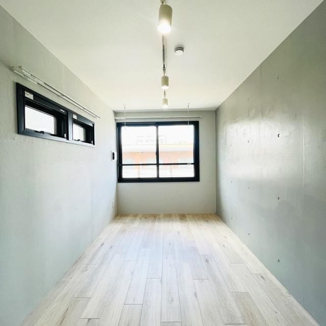 アザレア王子本町 503