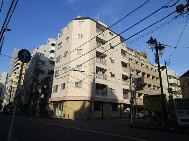 サムハイツ 201