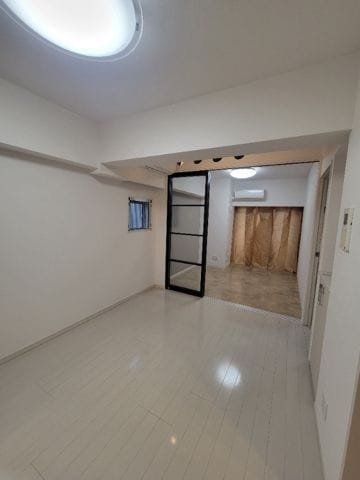 レアライズ入谷 902