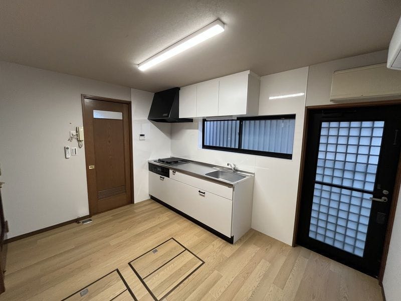 Hana House 101