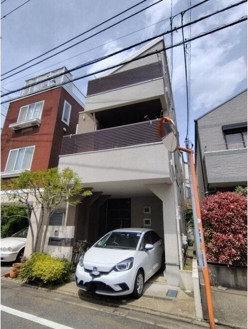世田谷区上馬4丁目戸建て 1
