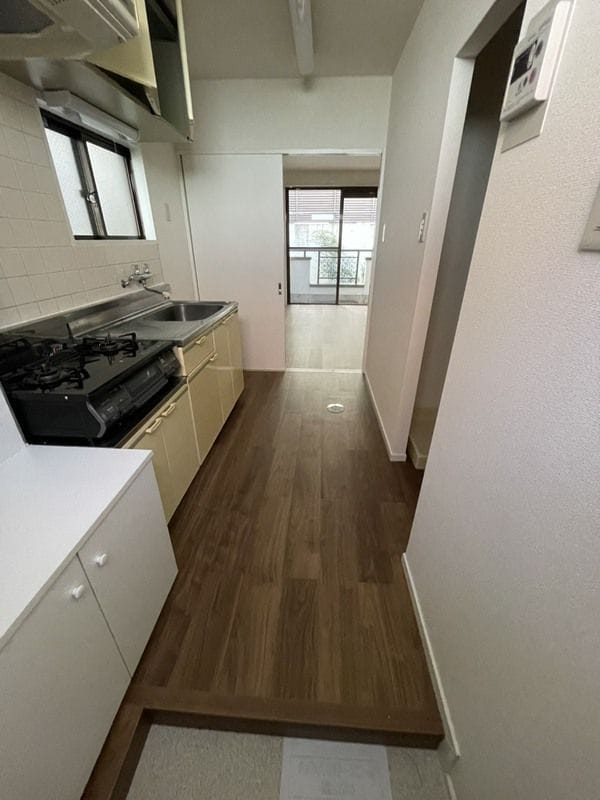 小川マンション 102