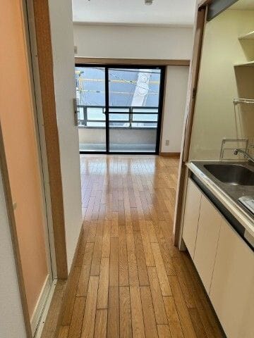 コンパートメント麻布 203