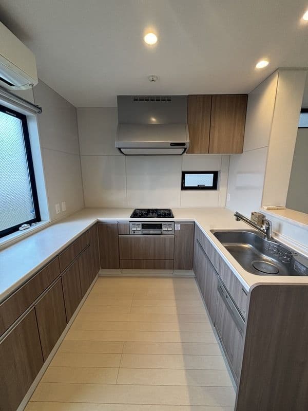 平町1丁目戸建 47万円/10,000円/入力なし