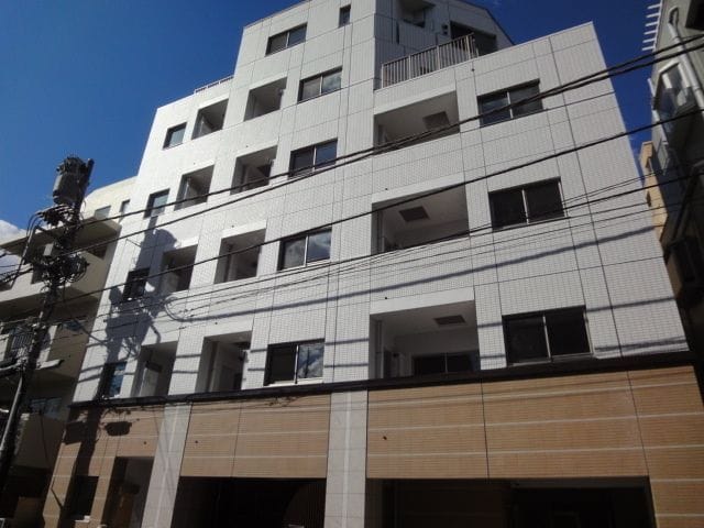 MALULANI 千駄ヶ谷 302