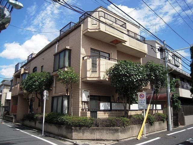 メゾン・ドゥ・メジロ 302