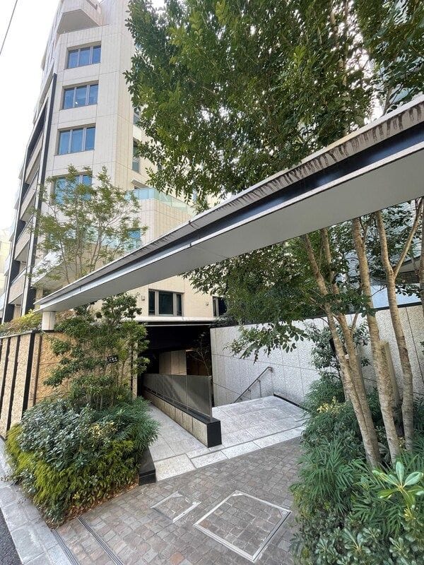 ザ・ロイヤルガーデンレジデンス白金台 401