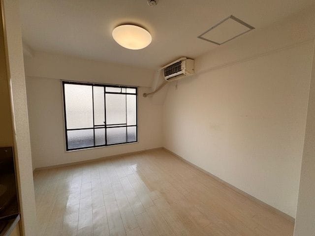 スカイコート渋谷 702