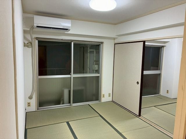 日の出マンションの写真
