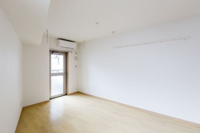 ベルガモット梅屋敷 301