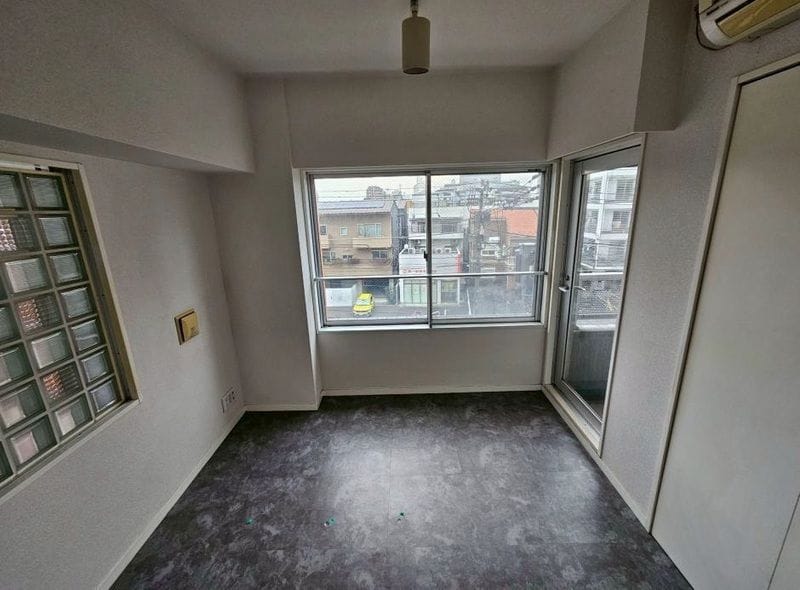 ブライズ東新宿の写真