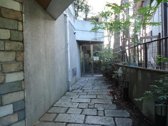 ロータス山王 207