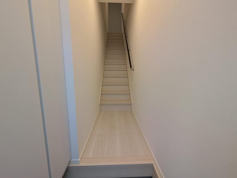 オークレジデンス三田綱町 201